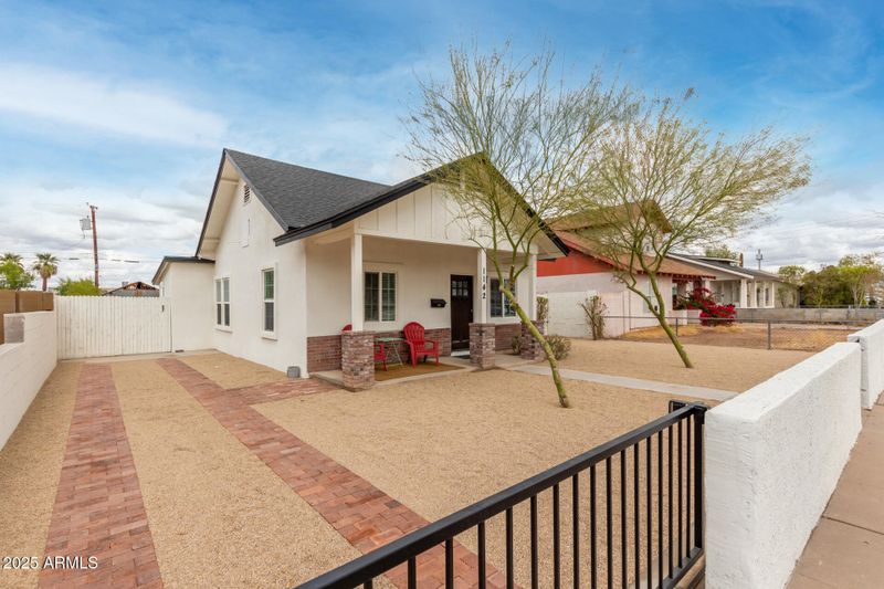1142 E Garfield St, Phoenix, AZ 85006