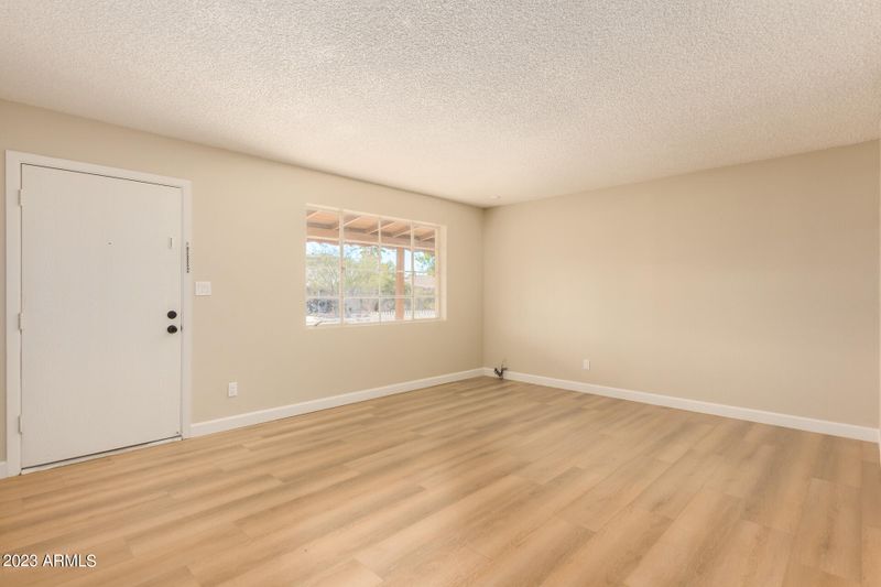 1142 E Ruth Ave, Phoenix, AZ 85020