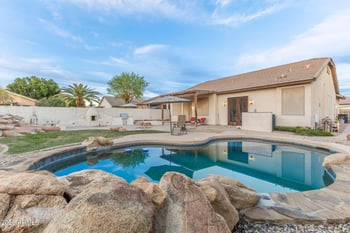1142 Joshua Tree Ln, Gilbert, AZ 85234