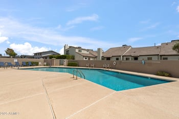 1142 Kaler Dr, Phoenix, AZ 85020