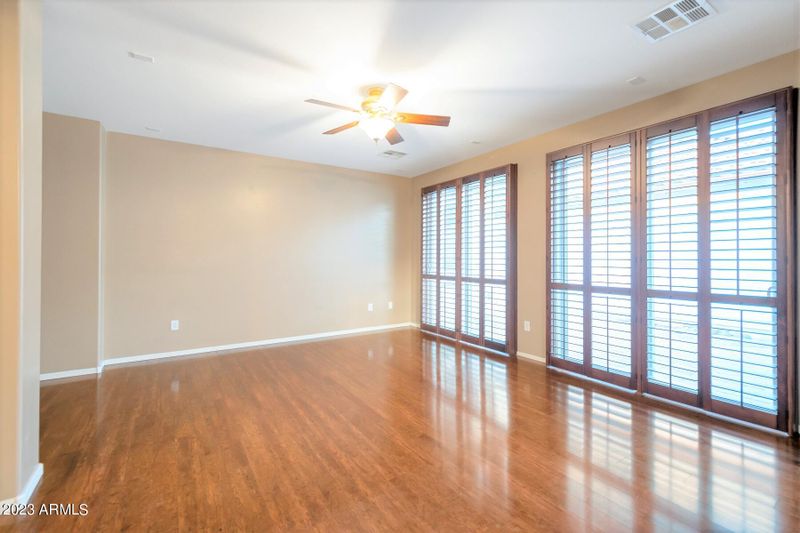 1142 S Storment Ln, Gilbert, AZ 85296