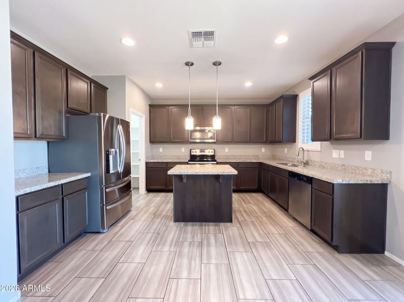 11422 W Foxfire Dr, Surprise, AZ 85378