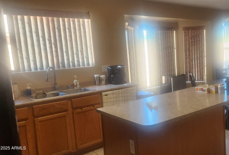 11426 Chase Dr, Avondale, AZ 85323