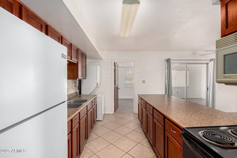 11427 107th Ave, Sun City, AZ 85351