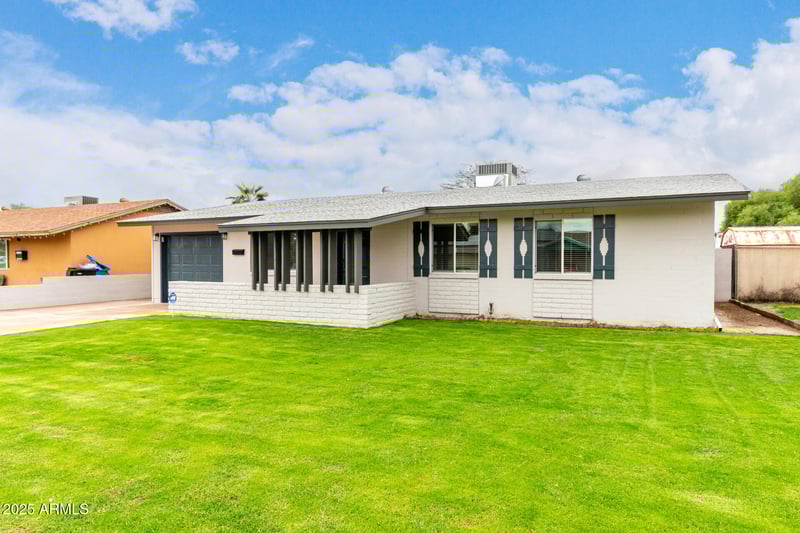 11428 25th Ave, Phoenix, AZ 85029