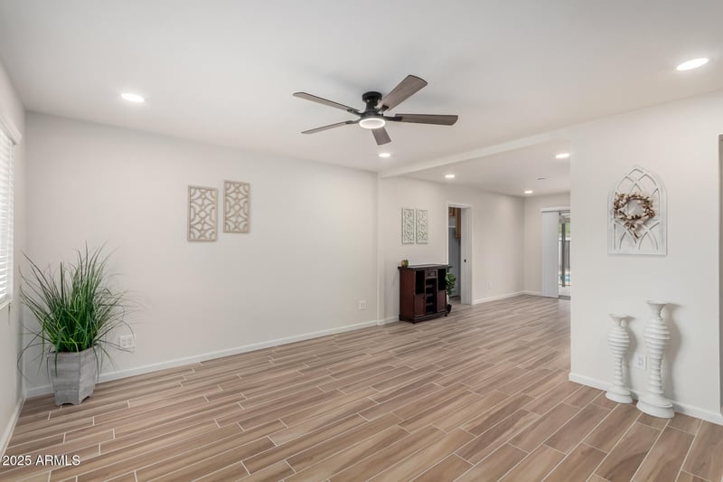 11428 25th Ave, Phoenix, AZ 85029