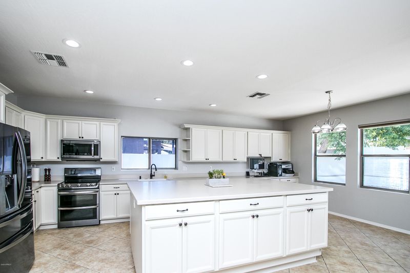 11429 E Quintana Ave, Mesa, AZ 85212
