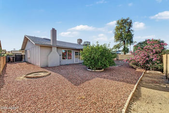 11429 S Pawnee Cir, Phoenix, AZ 85044