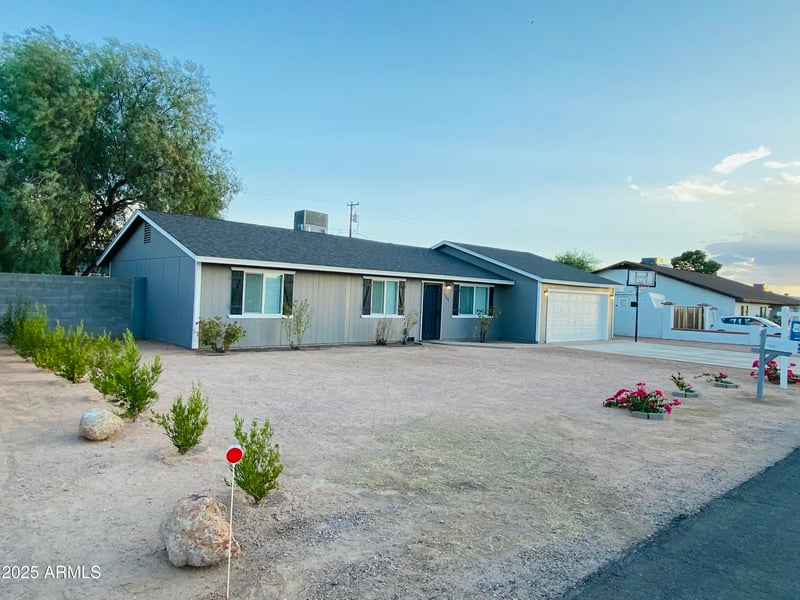 11429 Vine Ave, Mesa, AZ 85208