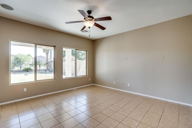 1143 E Daisy Way, San Tan Valley, AZ 85143