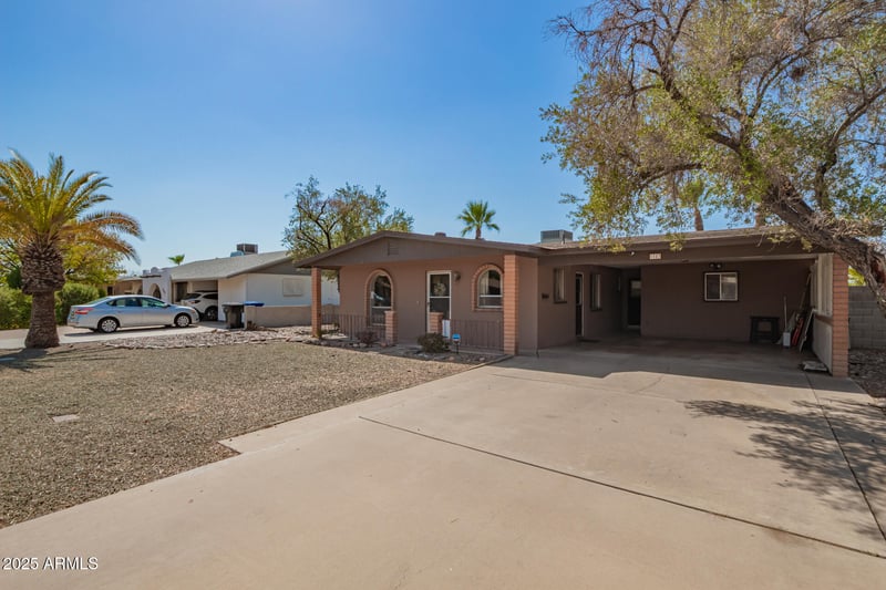 1143 Emelita Ave, Mesa, AZ 85210
