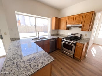 1143 Harbor View Dr, Gilbert, AZ 85234