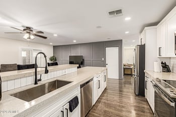 11430 37th Ave, Phoenix, AZ 85029