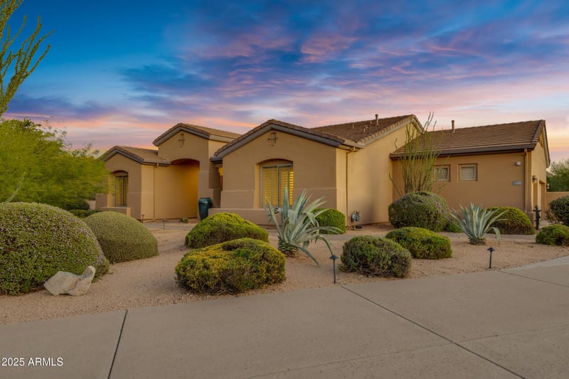 11433 Cavedale Dr, Scottsdale, AZ 85262