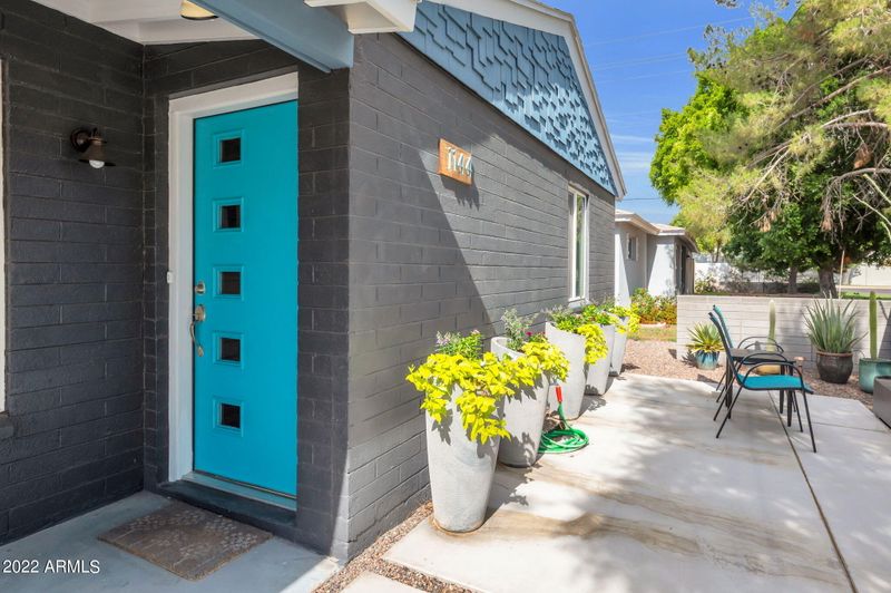 1144 E Palo Verde Dr, Phoenix, AZ 85014