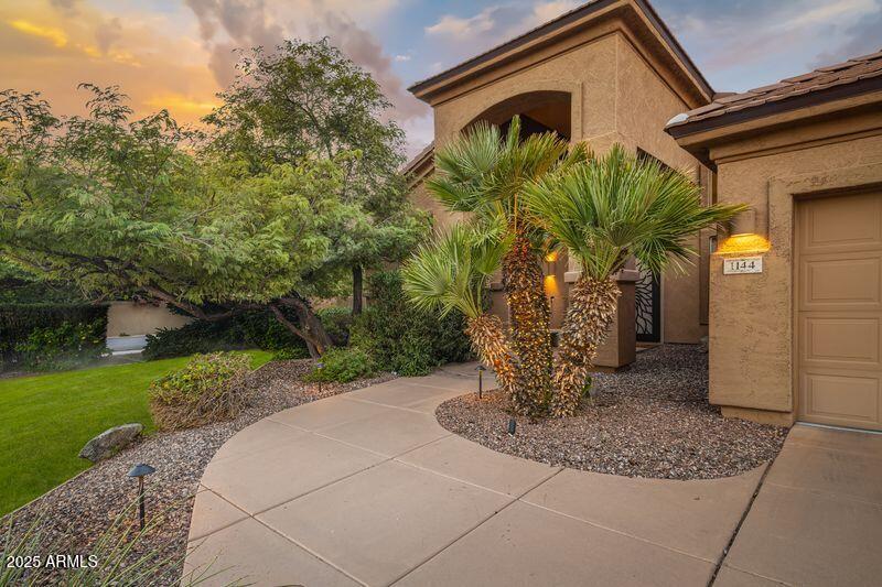 1144 Enfield Pl, Chandler, AZ 85286
