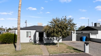 1144 Sunnyslope Ln, Phoenix, AZ 85020