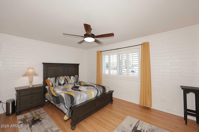 11442 Coggins Dr, Sun City, AZ 85351