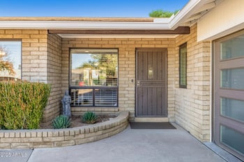 11449 Bancroft Dr, Phoenix, AZ 85028