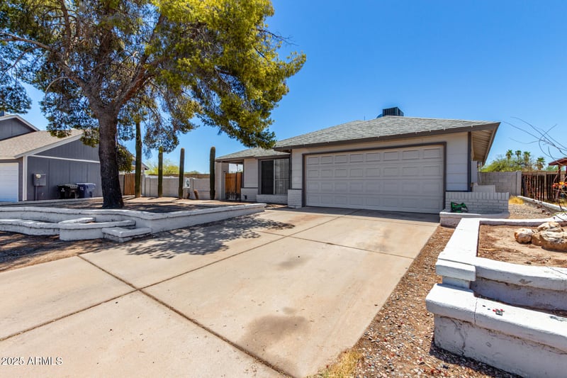 1145 Carson Dr, Tempe, AZ 85282