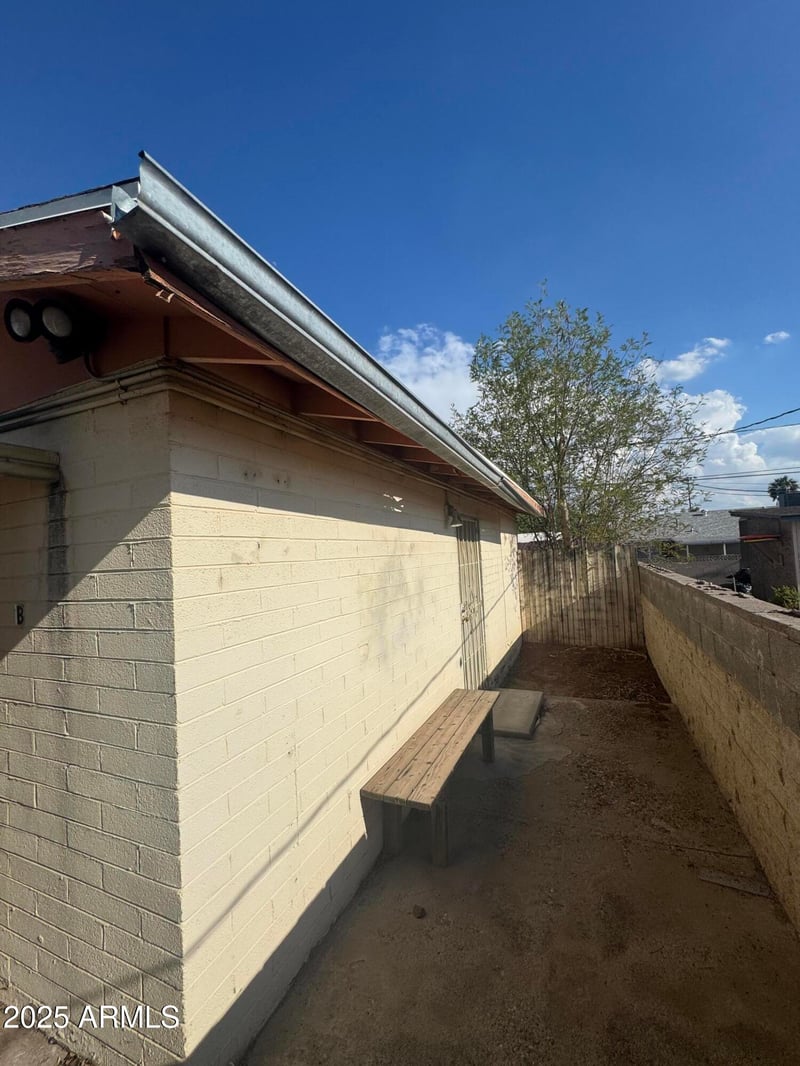 1145 Eva St, Phoenix, AZ 85020