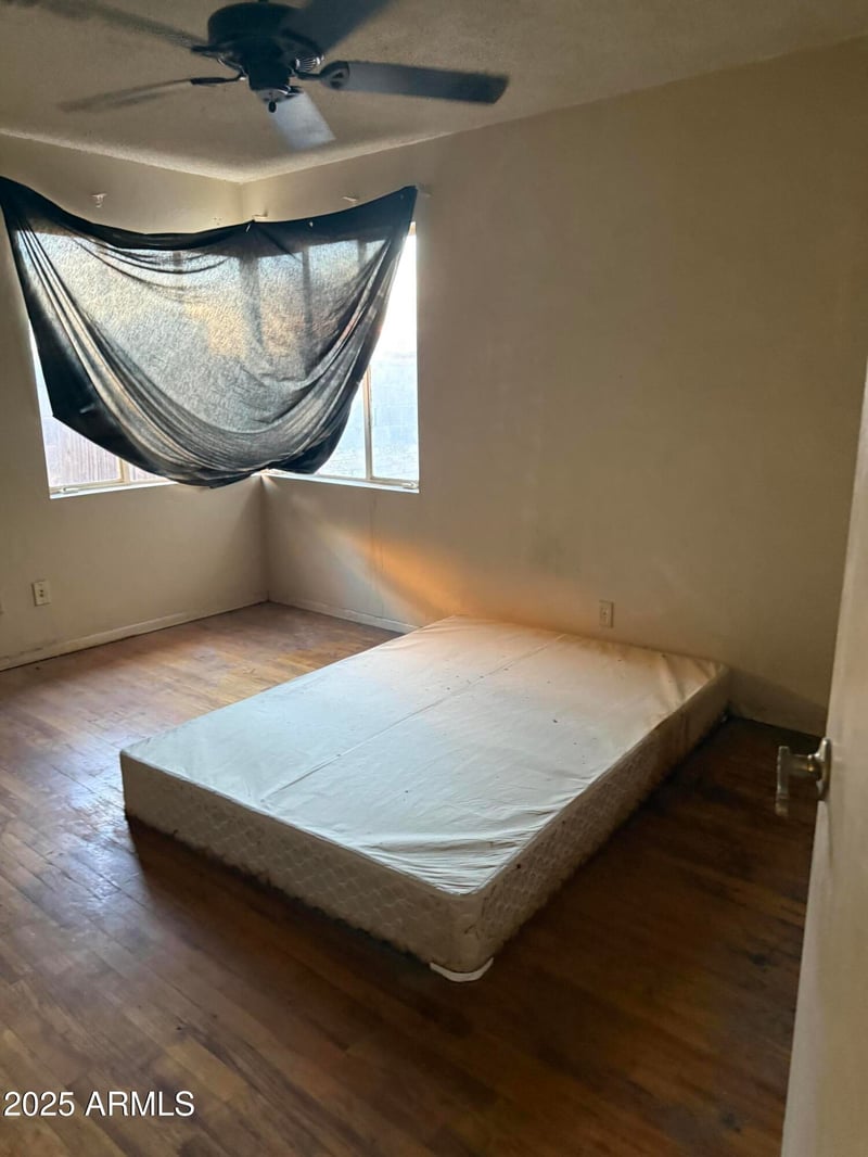 1145 Eva St, Phoenix, AZ 85020