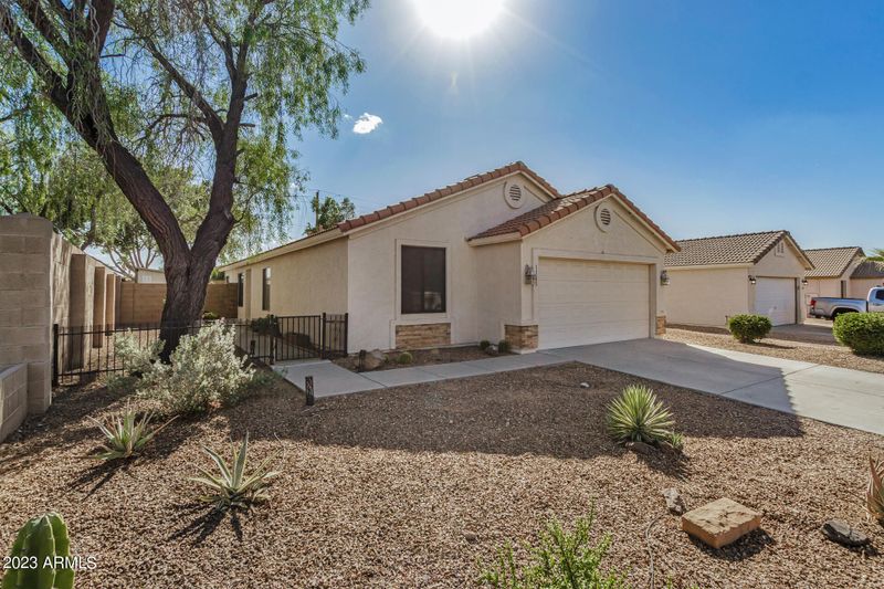 1145 W 7th Ave, Apache Junction, AZ 85120