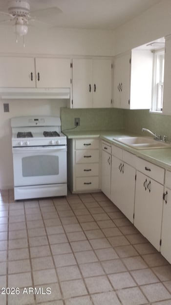 1145 Willetta St, Phoenix, AZ 85007