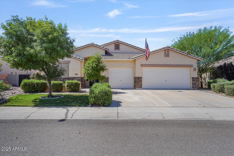 1145 Winchester Pl, Chandler, AZ 85286