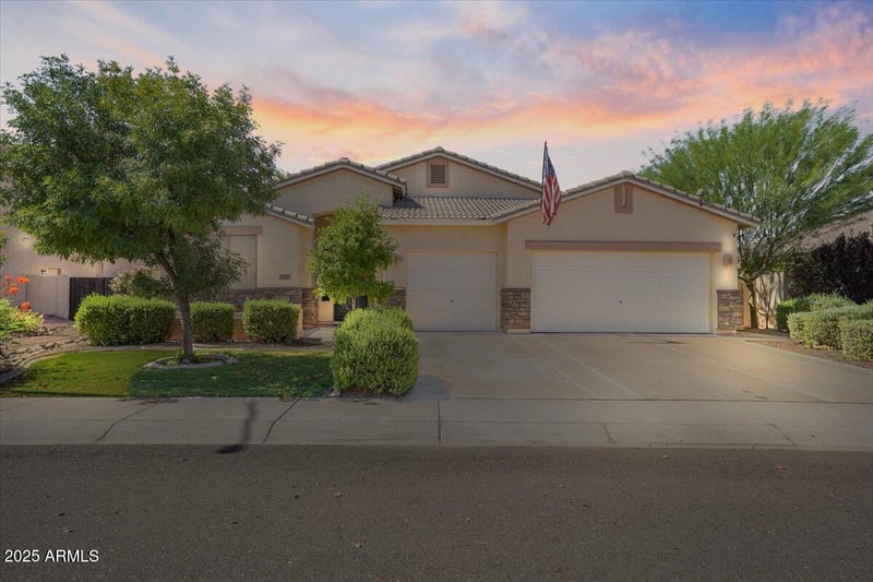 1145 Winchester Pl, Chandler, AZ 85286
