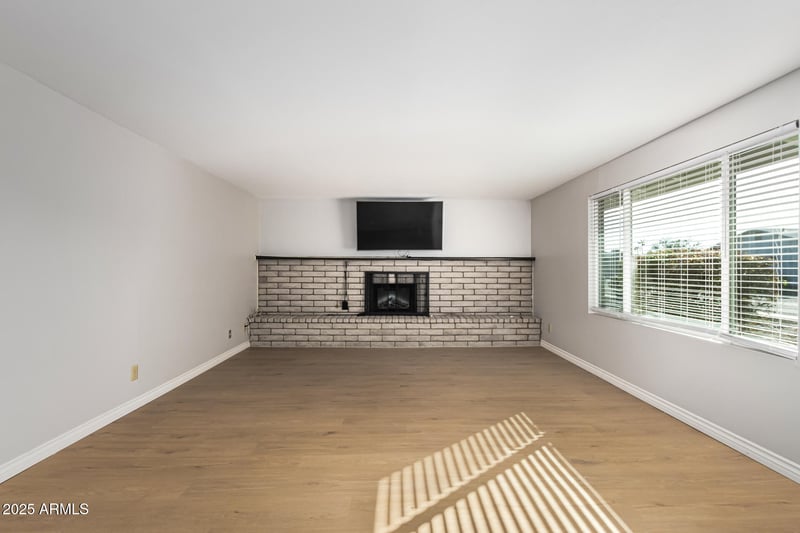 11451 Mohave St, Phoenix, AZ 85044