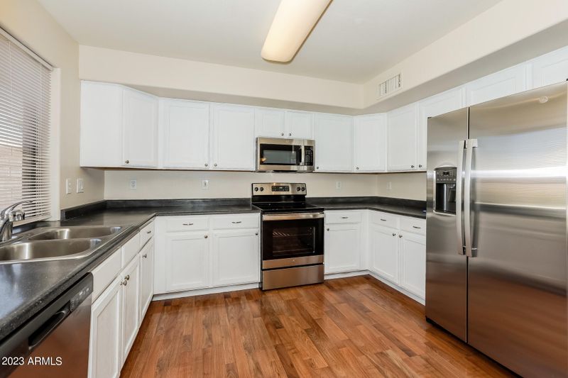 11452 E Pronghorn Ave, Mesa, AZ 85212