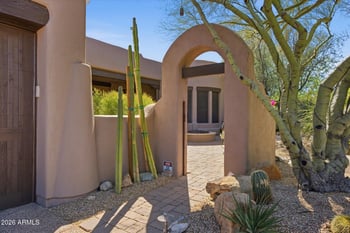 11453 De La O Rd, Scottsdale, AZ 85255