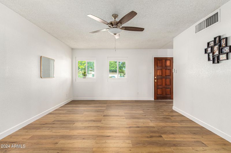 11457 N 24th Ave, Phoenix, AZ 85029