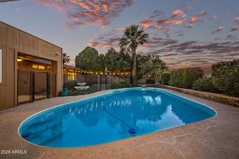 1146 Magdalena Dr, Tempe, AZ 85283