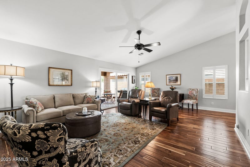 1146 Larkspur St, Gilbert, AZ 85296