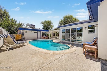 1146 Mackenzie Dr, Phoenix, AZ 85013