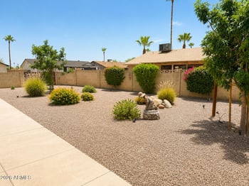 11460 Pawnee Cir, Phoenix, AZ 85044