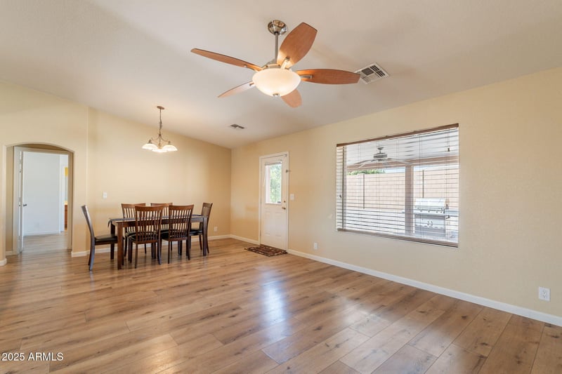 11466 Neville Ave, Mesa, AZ 85209
