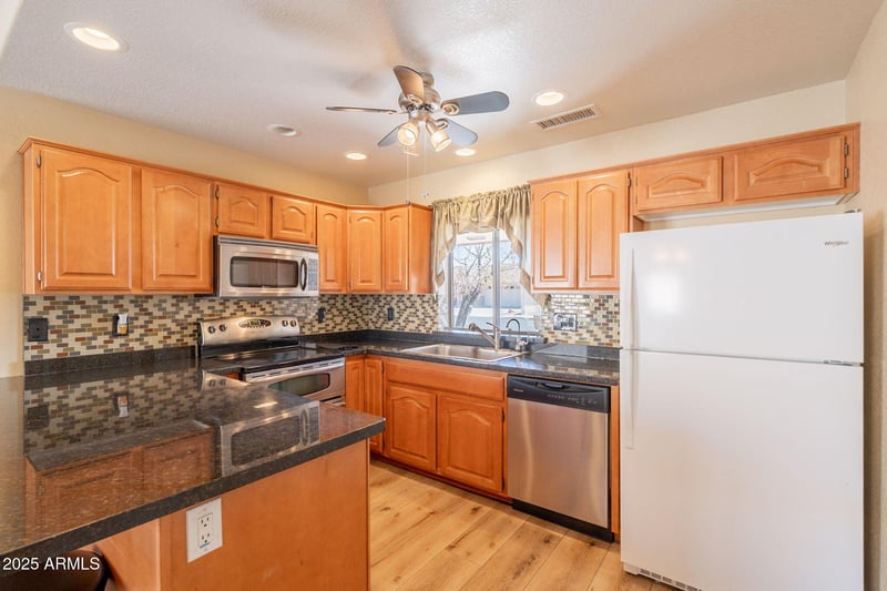 11466 Neville Ave, Mesa, AZ 85209