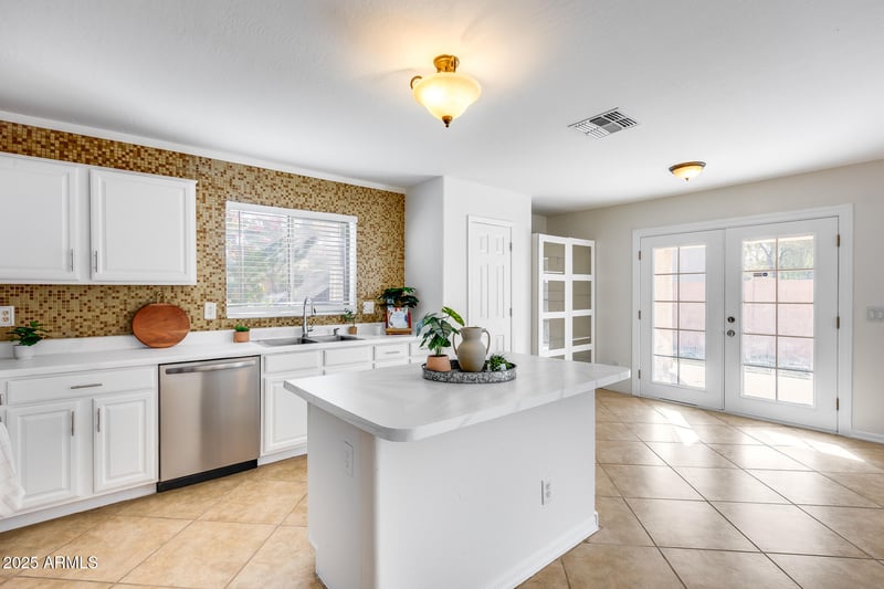 11467 Austin Thomas Dr, Surprise, AZ 85378