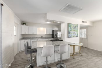 11467 Desert Hills Dr, Sun City, AZ 85351