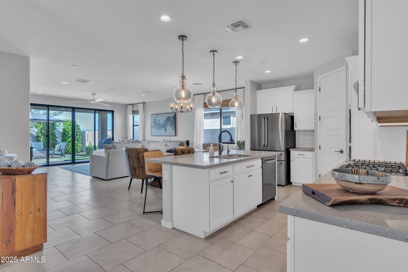 11469 Nadine Way, Peoria, AZ 85383