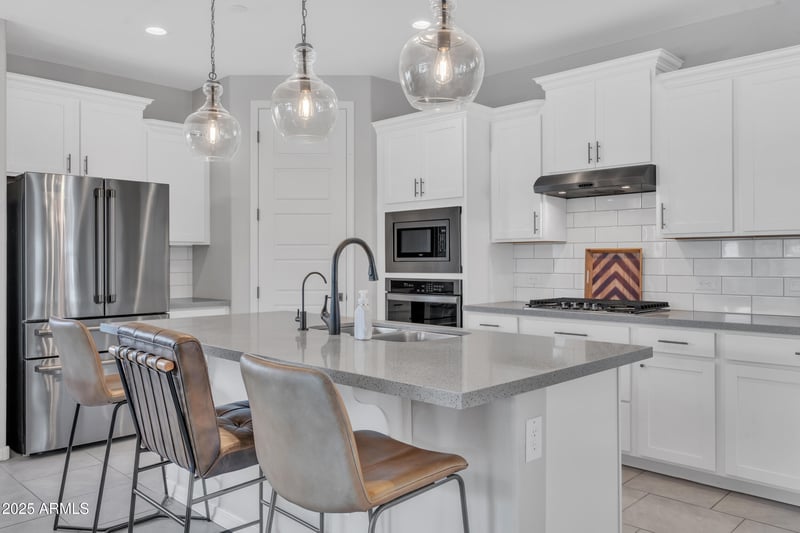 11469 Nadine Way, Peoria, AZ 85383