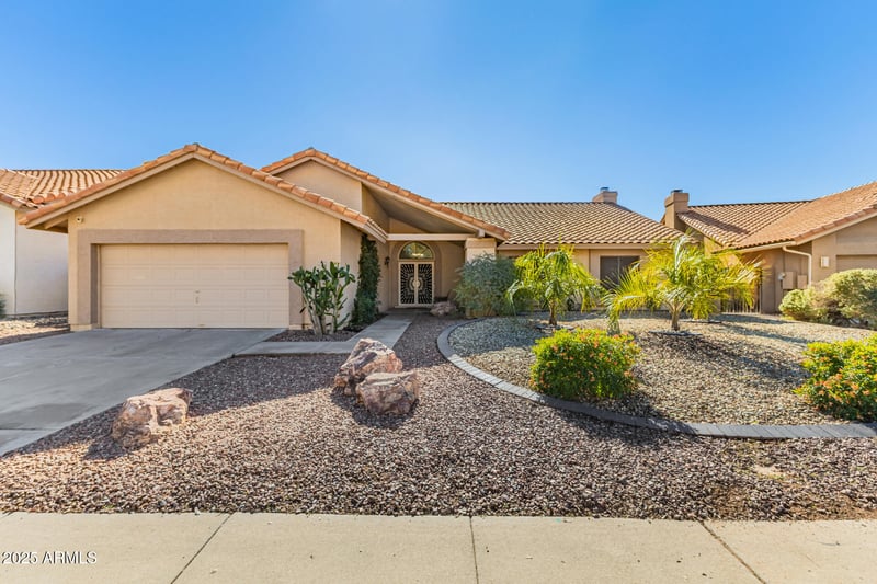 1147 Newport Beach Dr, Gilbert, AZ 85233