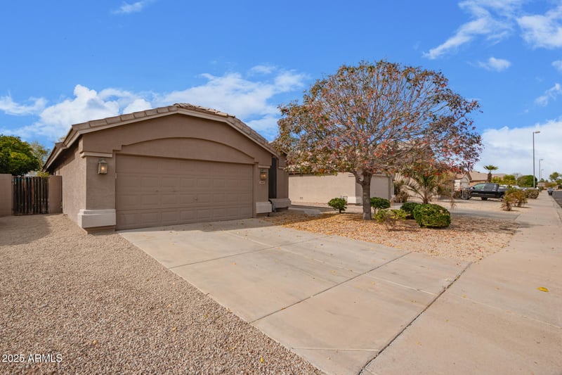 1148 Sierra St, Gilbert, AZ 85296