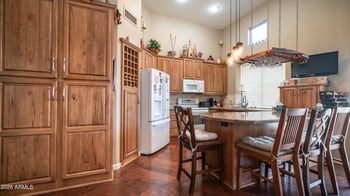 1148 Wildwood Dr, Phoenix, AZ 85048