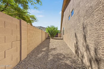 11485 S Morningside Dr, Goodyear, AZ 85338