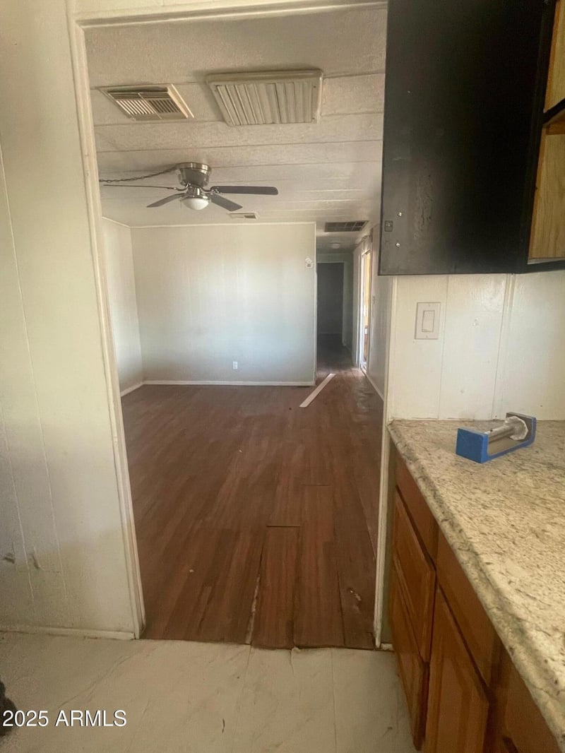 115 85th St, Mesa, AZ 85208