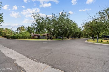115 E Encanto Dr, Tempe, AZ 85281